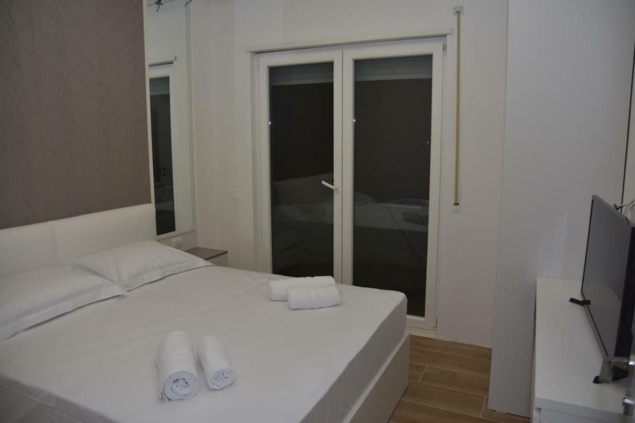 Airen Hotel Велипойе Экстерьер фото